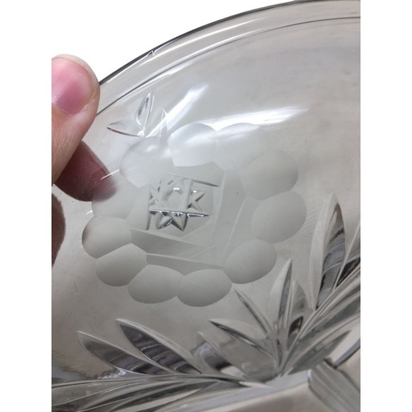 House of Global Art (Germany) Hand Cut Crystal Segmented Dish (9") - Picture 6 of 6